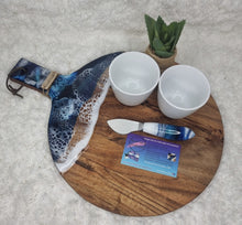 Load image into Gallery viewer, Acacia Wooden Paddle Cheese Boards - with handle (Round)