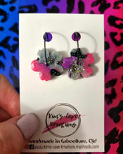 Load image into Gallery viewer, Organic Small Flower - Thin Hoops