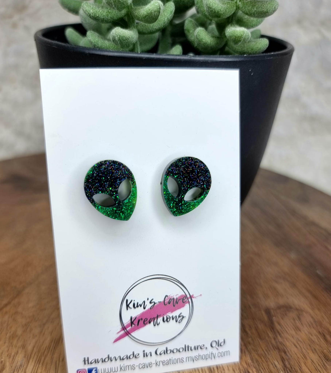 Alien Resin Studs