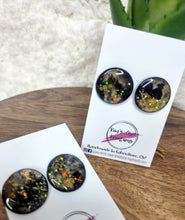 Load image into Gallery viewer, 25mm Handpainted Earrings - Studs
